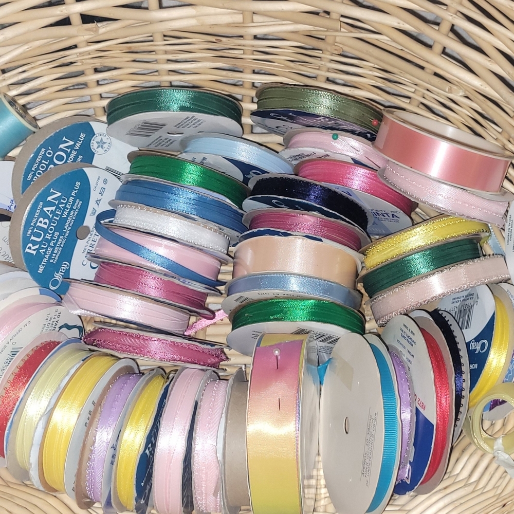 Vibrant 44 Rolls Polyester Ribbons, 29 New 15 Partial, LOT